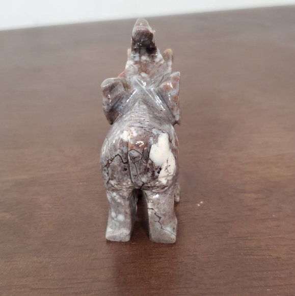 Soapstone Crystal Elephant - Picture 5 of 8